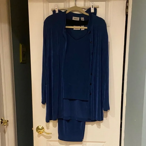 Chico's Travelers Blue Ensemble 3 Pieces Size 2 - Picture 1 of 10